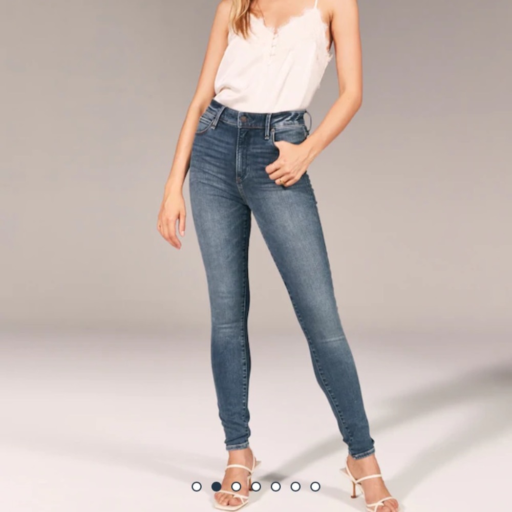 🚫SOLD!!! Abercrombie and Fitch high rise